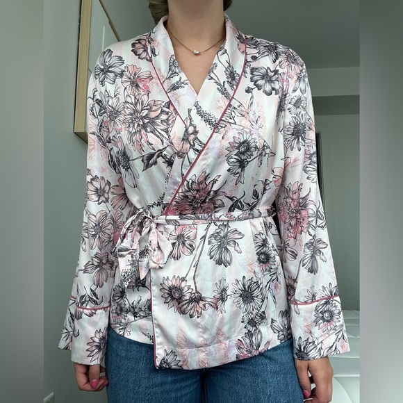 VS short robe - Picture 4 of 9